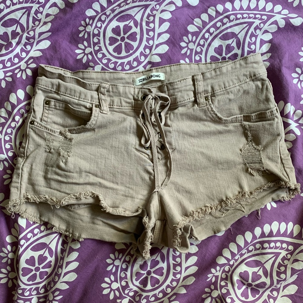 Billabong women’s distressed shorts